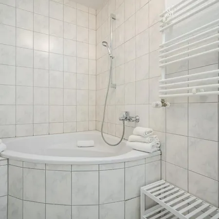 Apartmán Strandgut Mit Seeblick-komfort, Terrasse Und Garten In Perfekter Lage