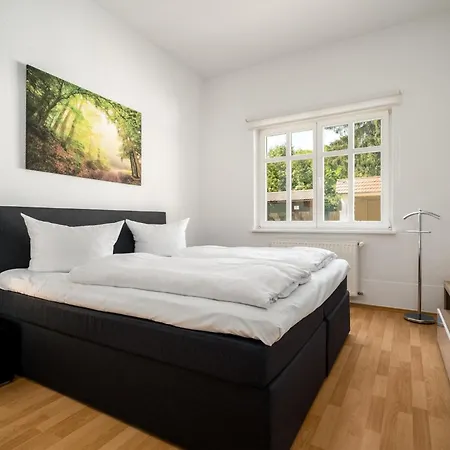 Strandgut Mit Seeblick-komfort, Terrasse Und Garten In Perfekter Lage