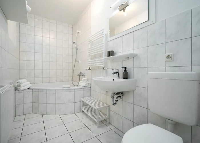 Strandgut Mit Seeblick-komfort, Terrasse Und Garten In Perfekter Lage *
